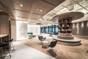 インフィールド運営施設の写真